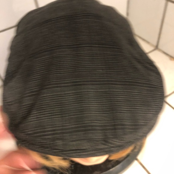 Vintage Andy cap, newsboy, flat cap, grey tweed-like cap, well - loved cap. - Picture 3 of 8